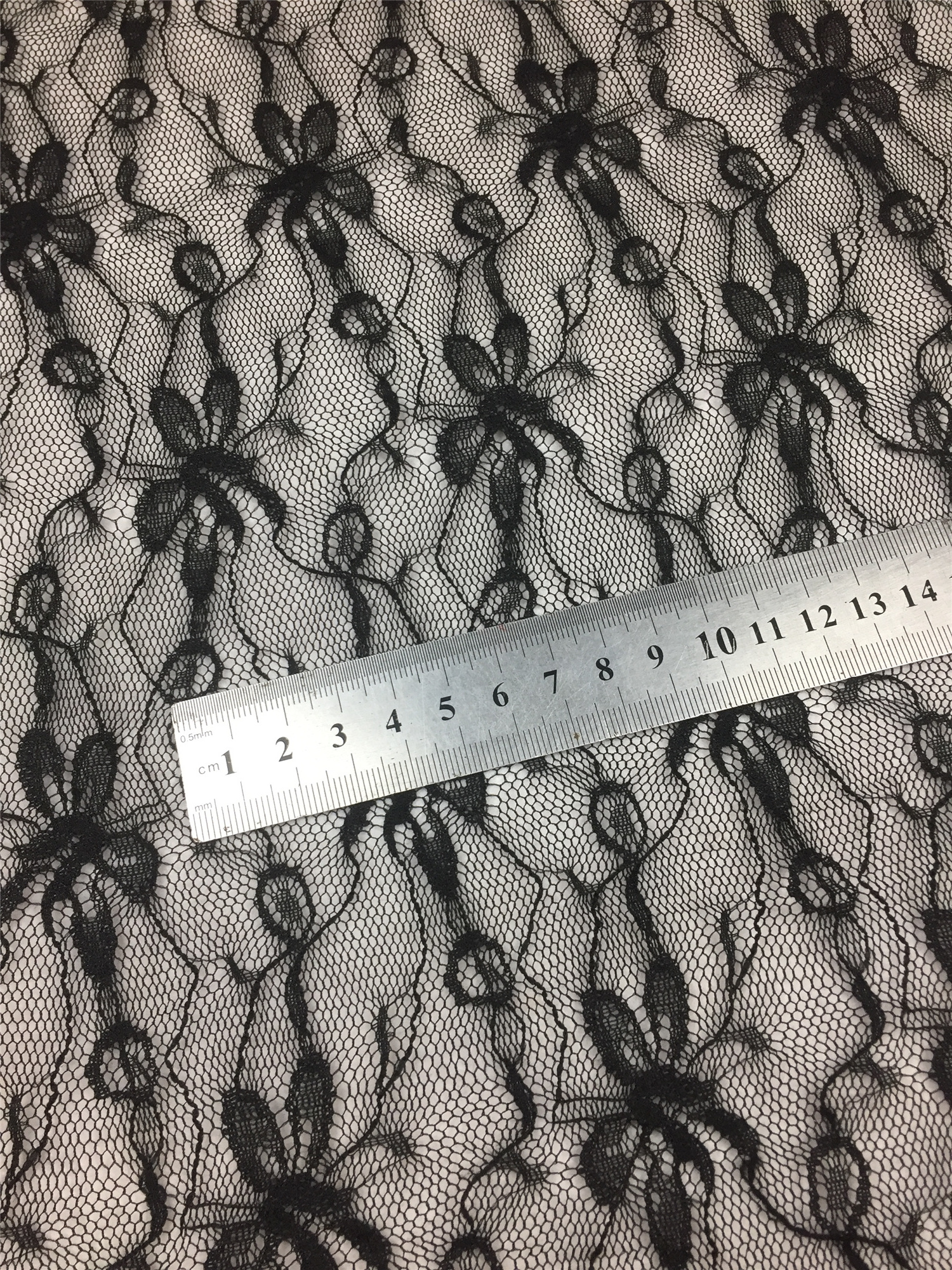 guangzhou cheap embroidered lace fabric