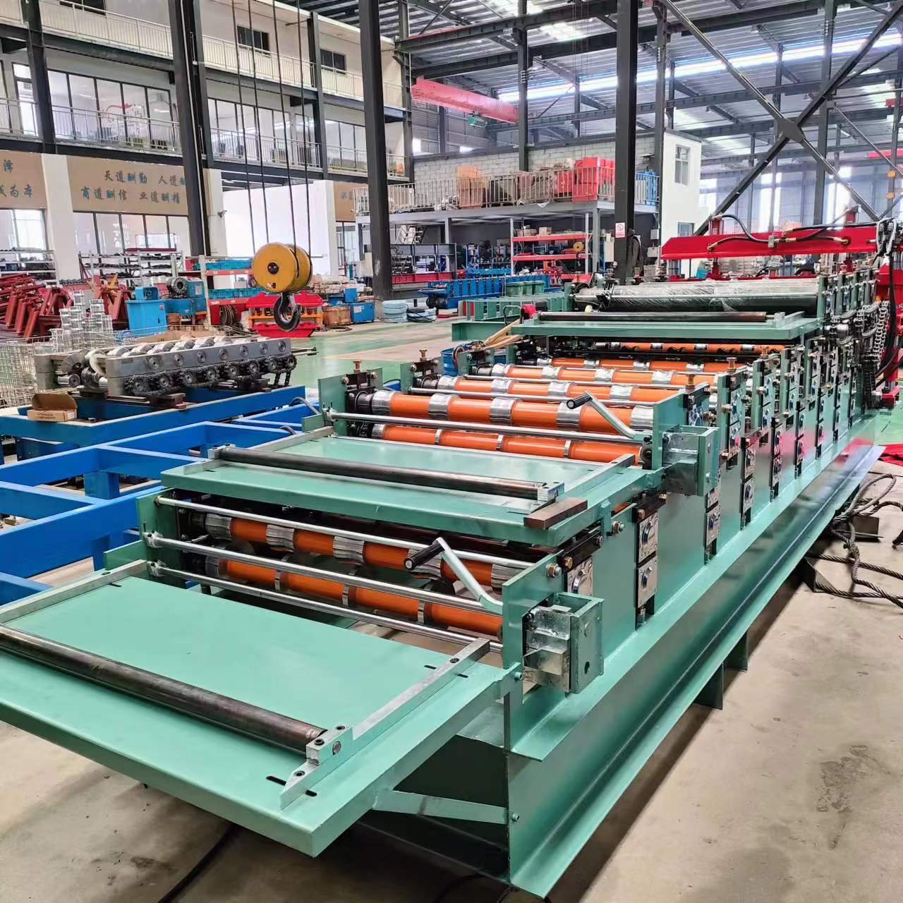 Triple layer roofing sheet cold roll forming machine manufacturer