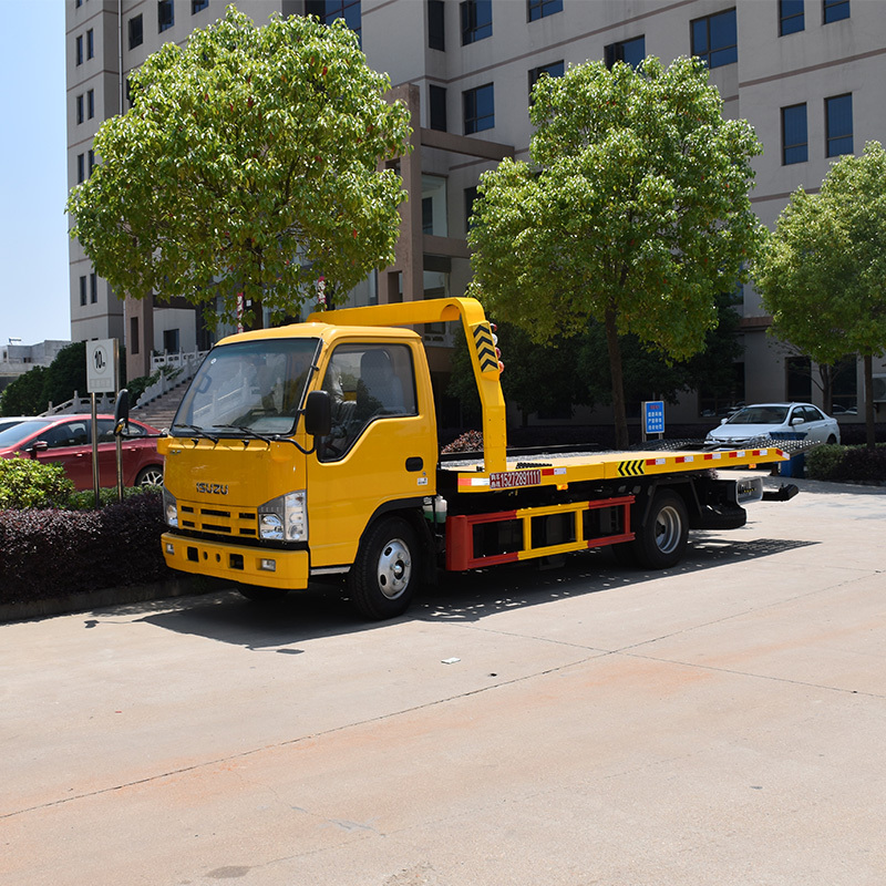 Japanese wrecker truck isuzu flatbed wrecker tow truck for sale