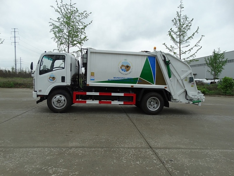 4X2 Light duty garbage collection equipment garbage compactor truck