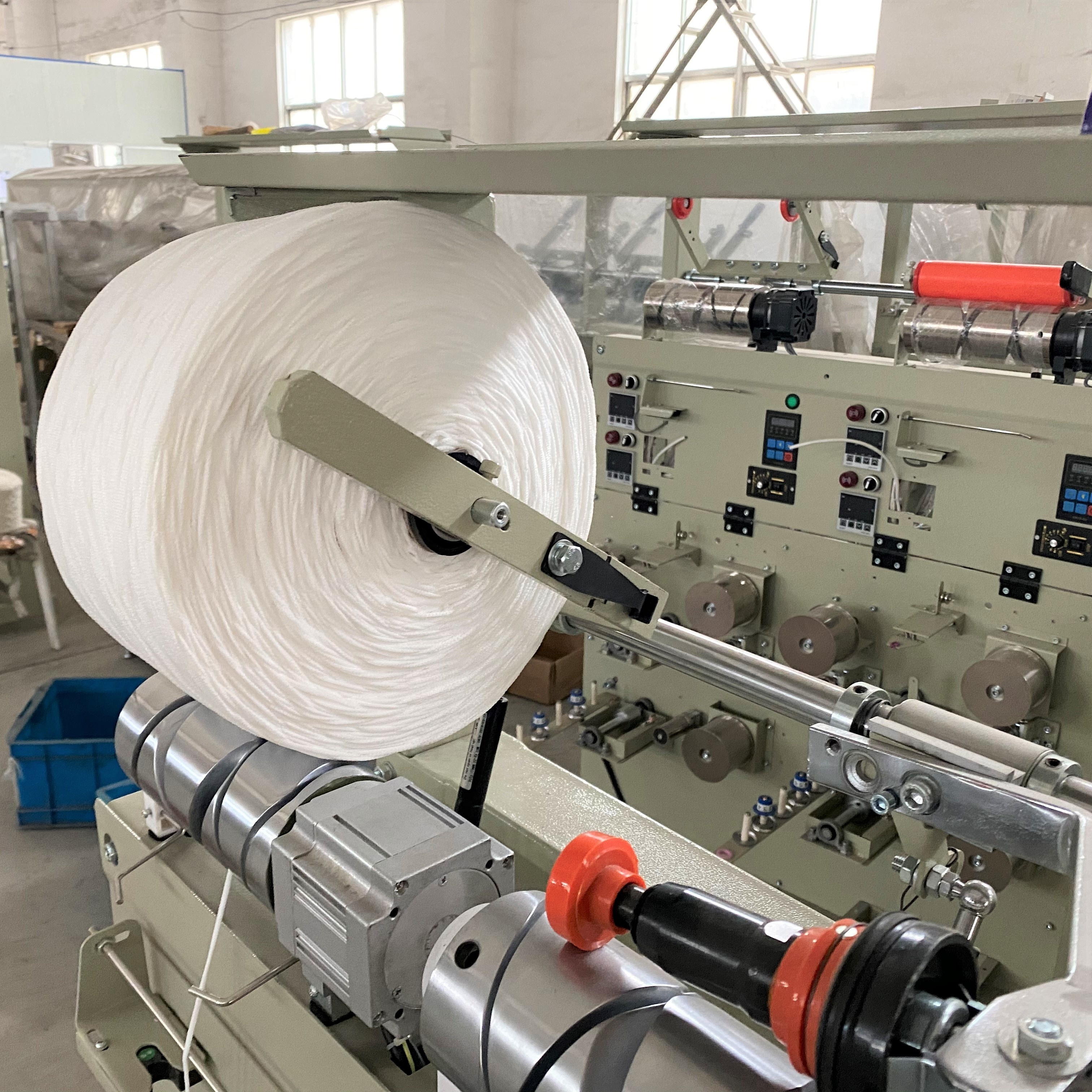 High Precision Automatic Knitting Yarn Winding Machine For Yarn Coiling