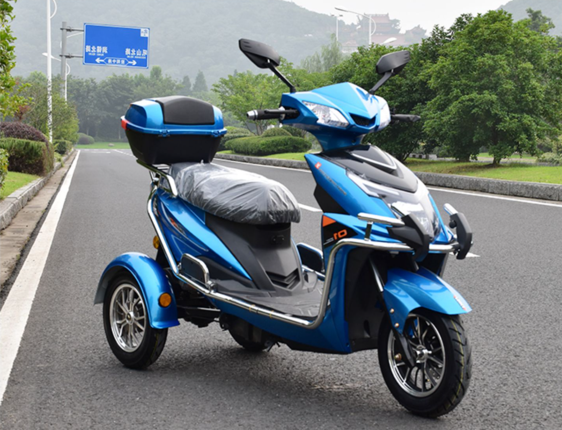 2020 cheap Chinese 3 Wheels Adults 650w electric scooter tricycle e motos scooters for 2 people