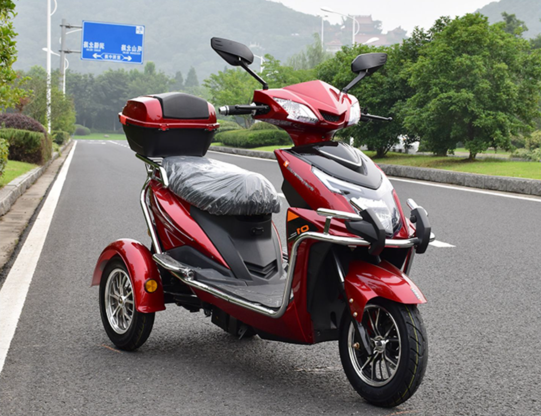 2020 cheap Chinese 3 Wheels Adults 650w electric scooter tricycle e motos scooters for 2 people