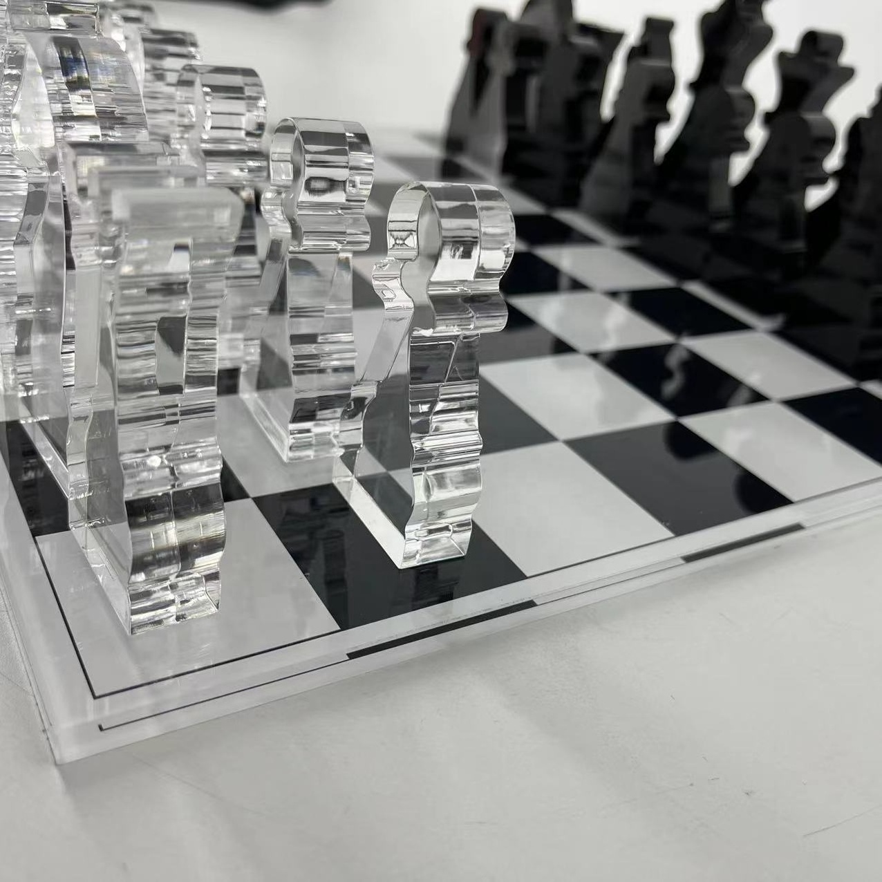 factory customized luxury outdoor waterproof acrylic game set square acrylic chess board  with 32pcs figurines