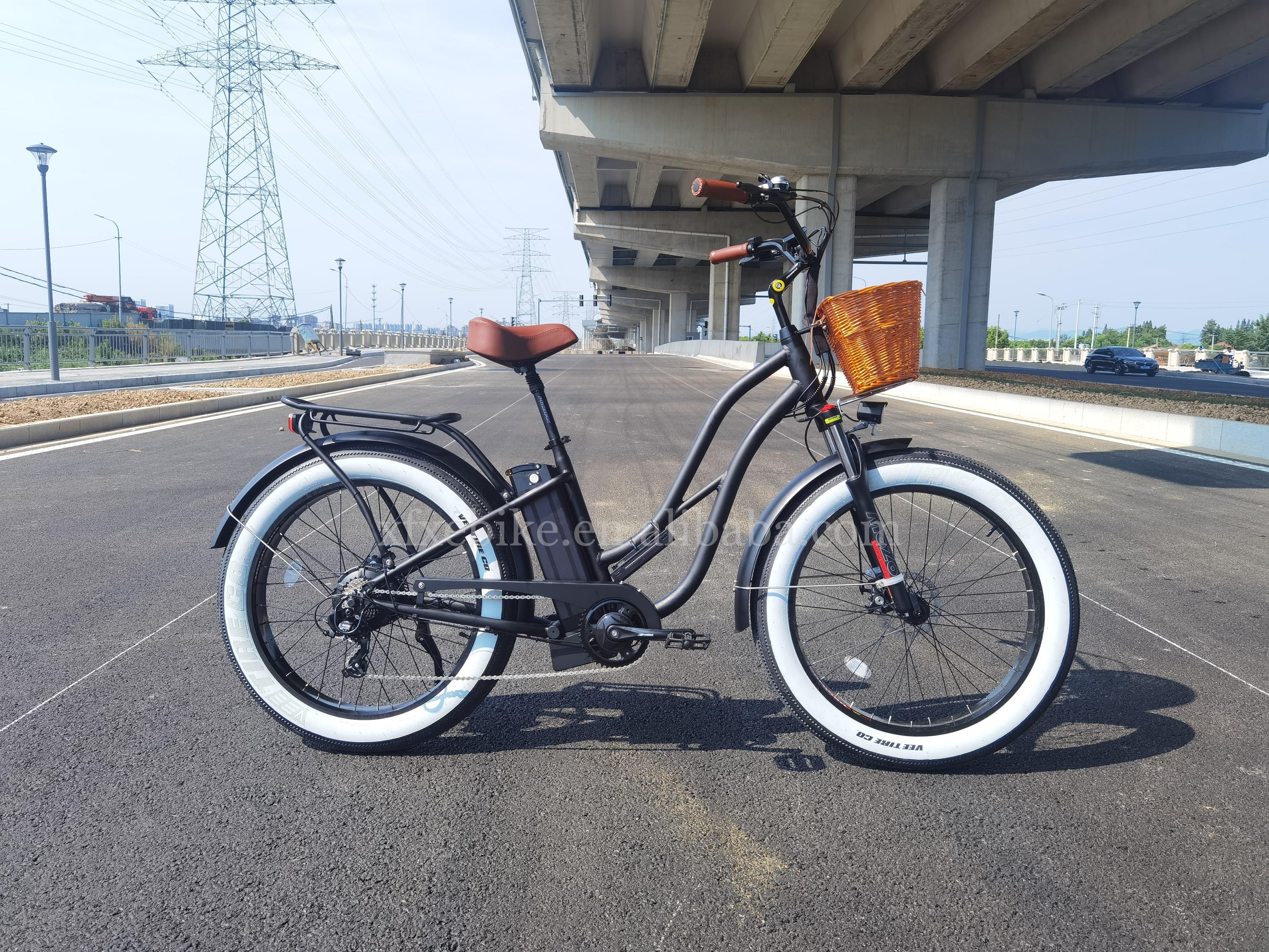 2022 City EBike 750W Rear Motor 26 inch * 4.0 Fat Tire Bicycle Step Through Beach Cruiser Electric Bike