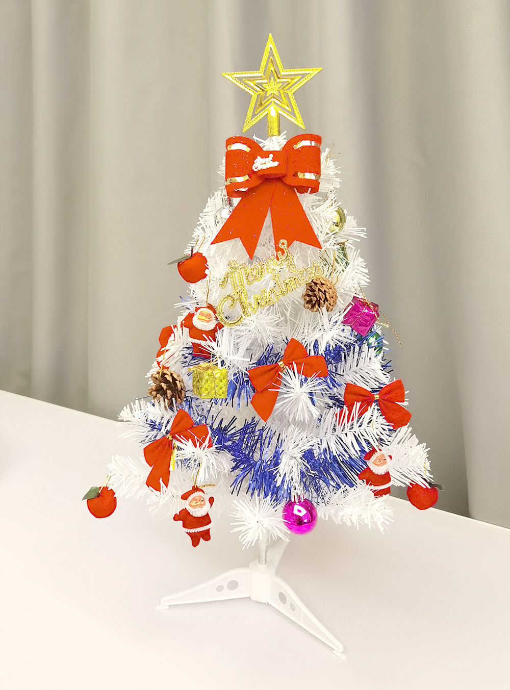 High-end custom PE/ PVC mixed Snow Artificial tree White LED Christmas tree for the party