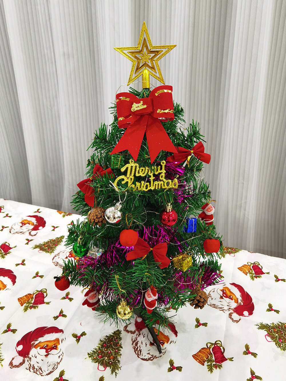 High-end custom PE/ PVC mixed Snow Artificial tree White LED Christmas tree for the party