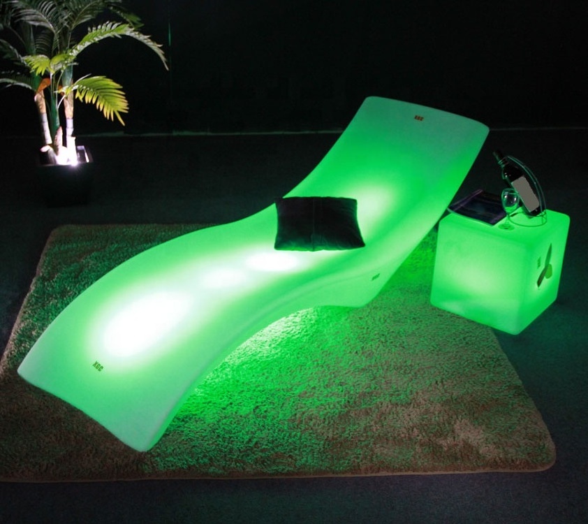 LED plastic lounge chairs light up outdoor sun chair swimming pool furniture leisure sun bed in water chair