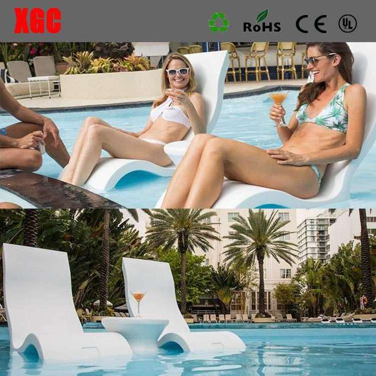 Popular Pool Use Lounge Chair Chaise Plastic Sun Bed For Pool