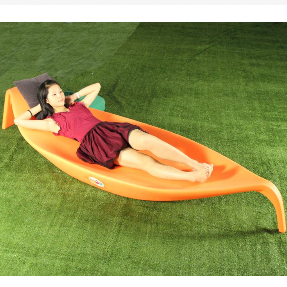 Plastic Beach Single Bed Poolside Sun Leaves Shape Chaise Bed