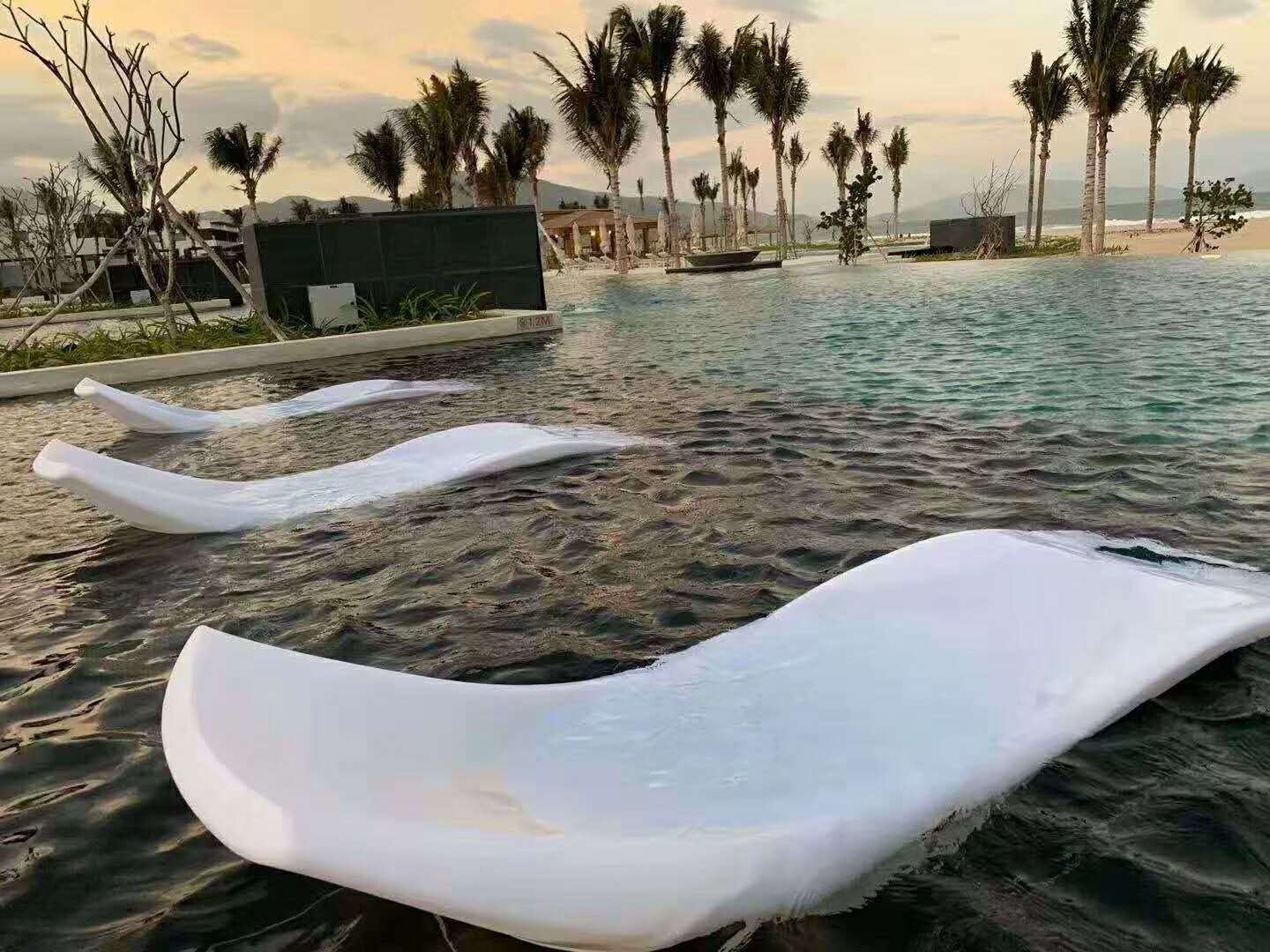 Commercial Modern coloured white s shaped sun lounger swimming pool chaise chairs aldi commercial sun loungers supplier