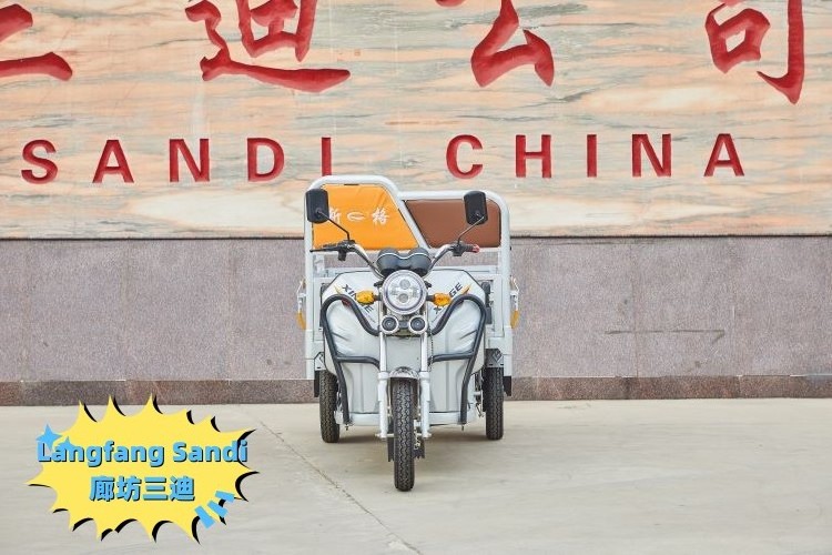 China Factory Wholesale Cheap Price Sandi Electric Cargo Three Wheel Motorcycle