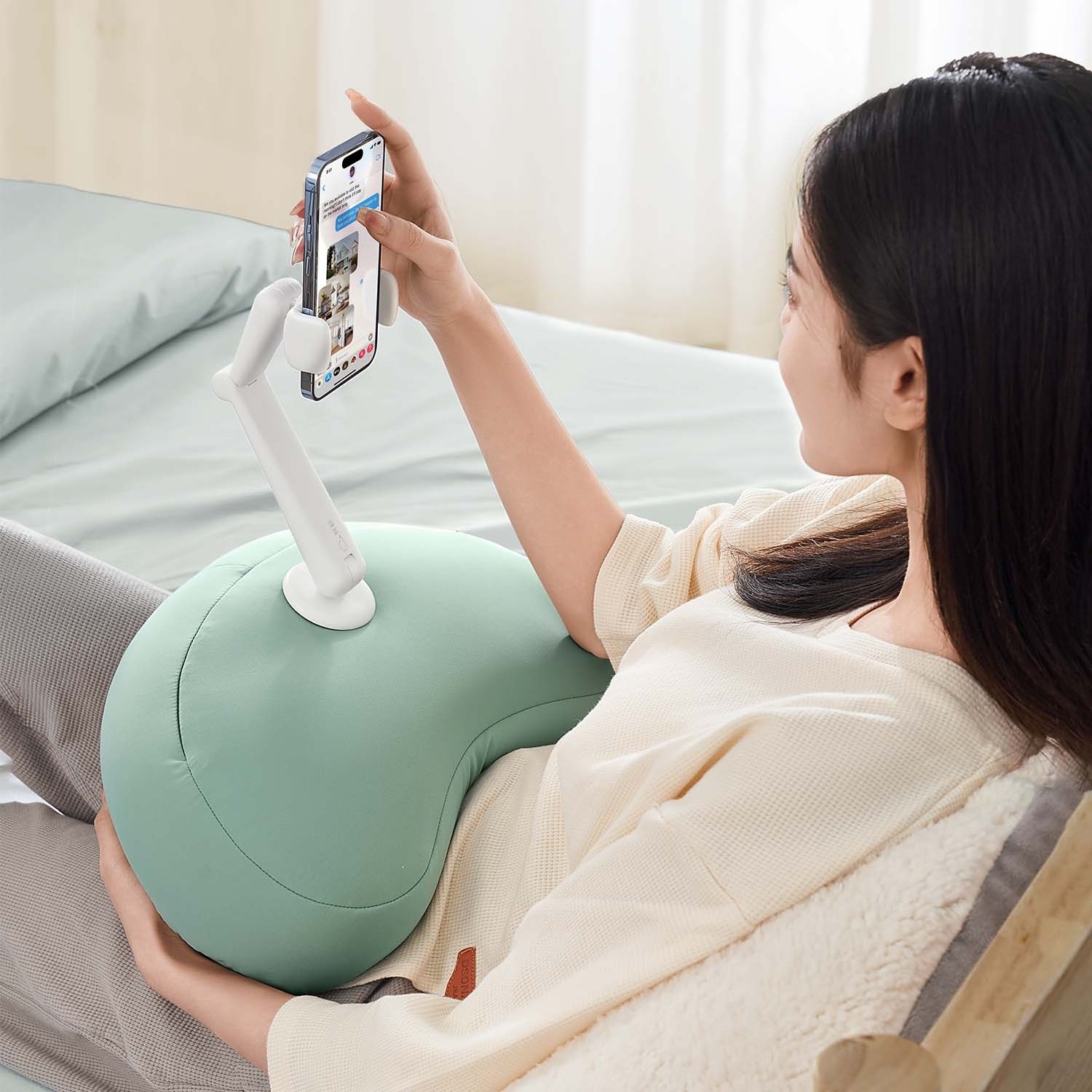 Factory cell phone accessories portable  pillow stand adjustable  mobile stand phone holder with pillow