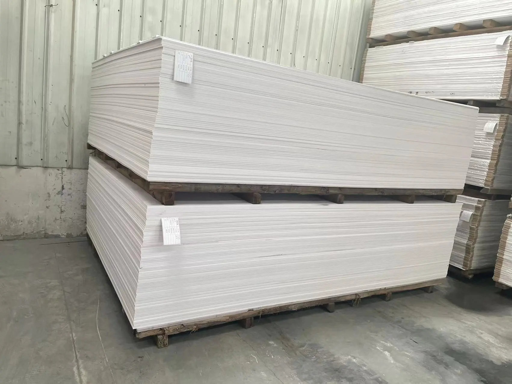 Manufacturer wholesale price high density white plastic foam board 1.22*2.44 PVC foam board PVC