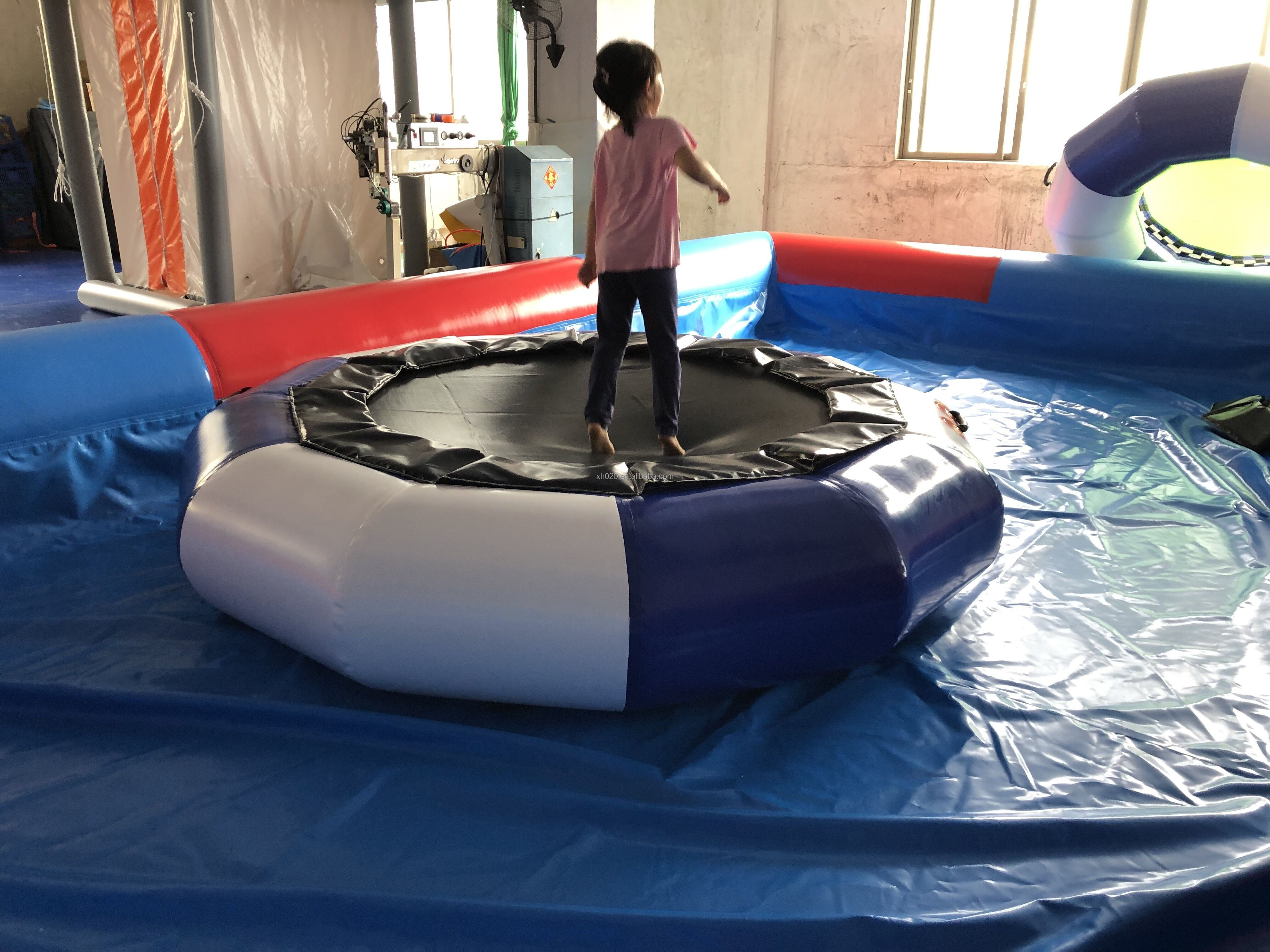 Popular Sport Games Inflatable Floating Water Jumping Bed Water Park Equipment Inflatable Water Trampoline