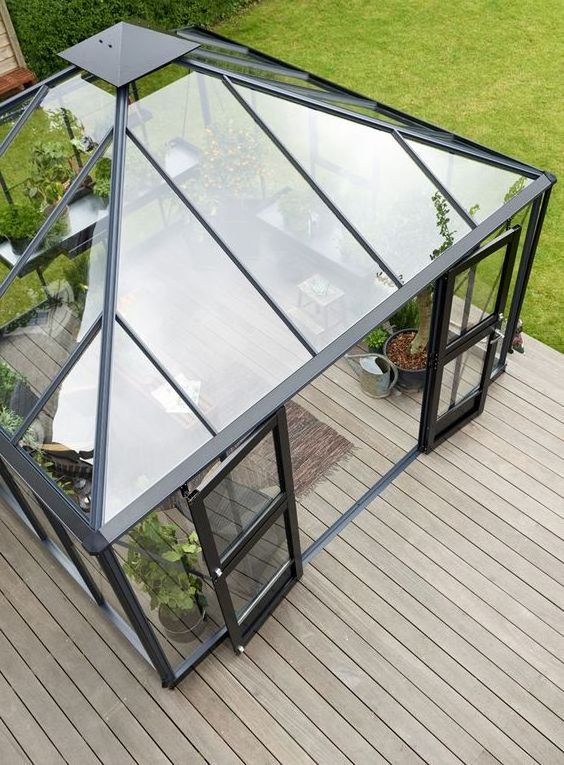 Factory Prices Custom Luxury Four Season Outdoor Garden Conservatory Aluminum Sunroom Glass For Sale