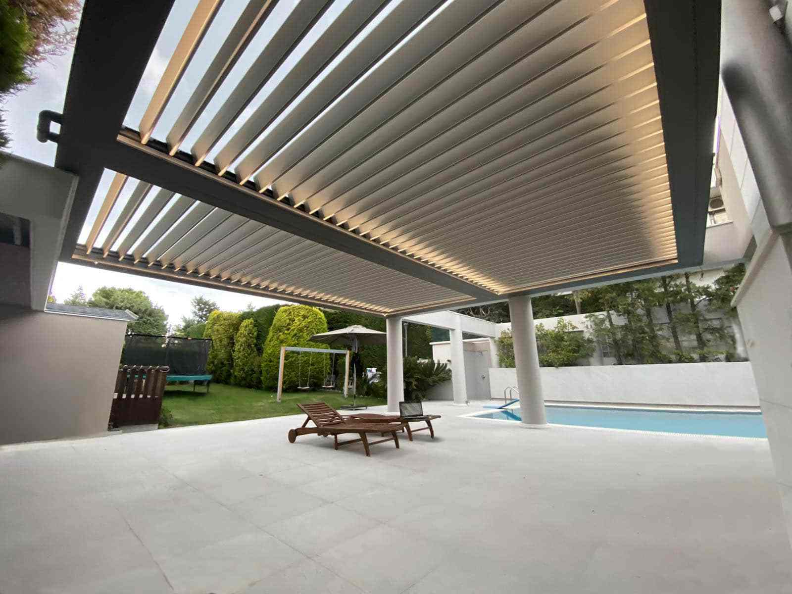 Factory Direct Prices Custom Waterproof Louver Roof System Kits Outdoor Aluminium Gazebo Pergola