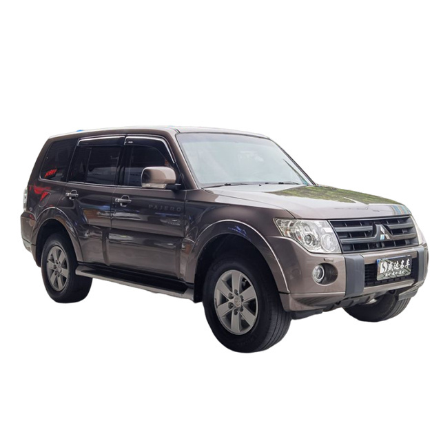 Mitsubishi Pajero 2010 3.0L Naturally Aspirated Engine 4x4 7-Seater Off-Road Vehicle Gasoline Vehicle Used SUV