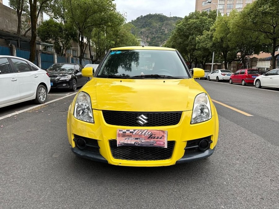 Global Delivery Japan Used Cars For Sale Suzuki Swift 2013 1.3L Small Manual Gasoline Car Suitable For Adult