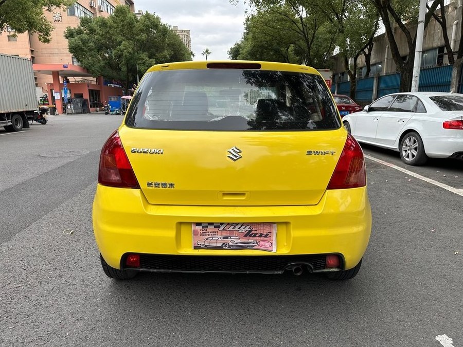 Global Delivery Japan Used Cars For Sale Suzuki Swift 2013 1.3L Small Manual Gasoline Car Suitable For Adult