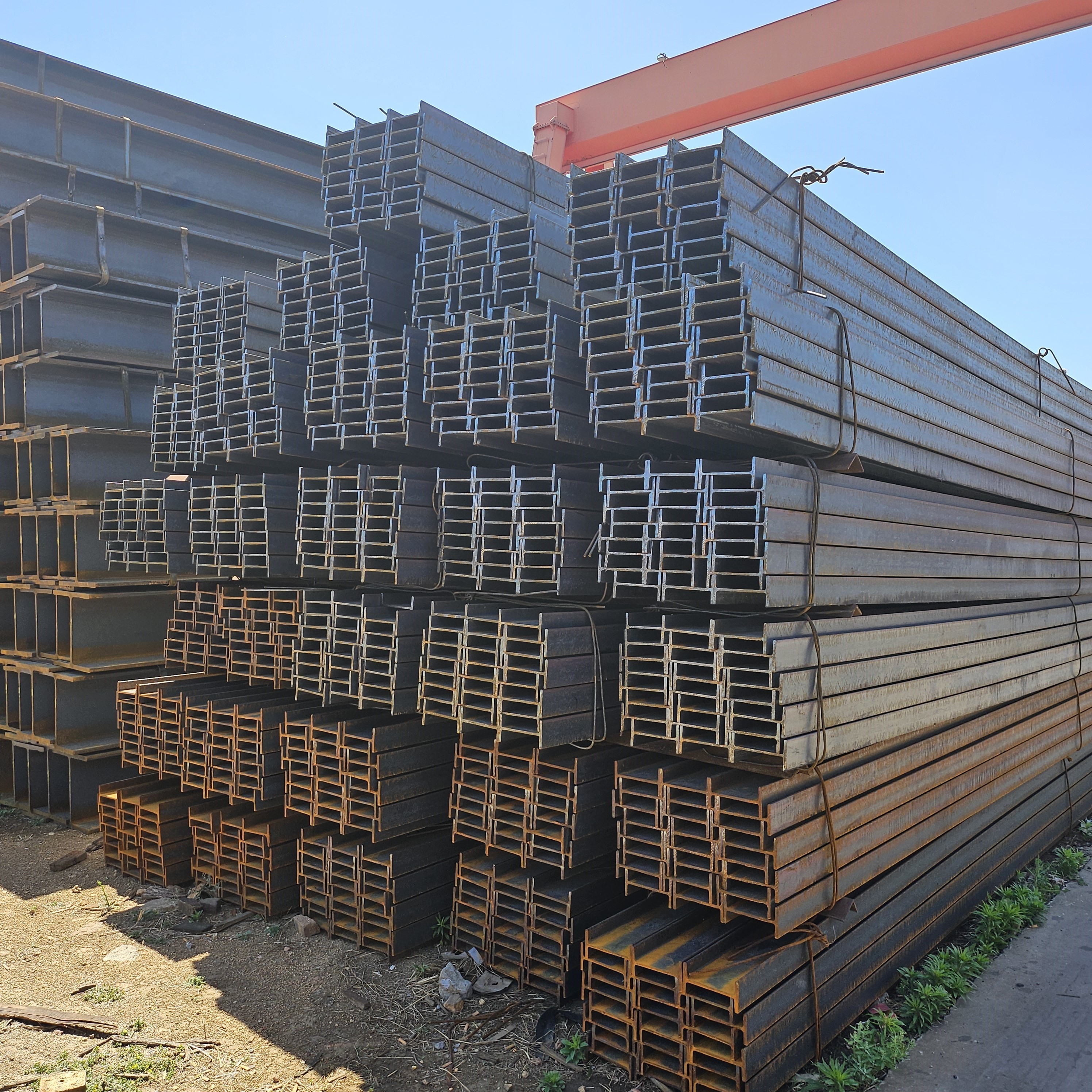 Customized Various Size H Section Steel Beam Steel Profile I Beam For Industrial Steel Structure Building