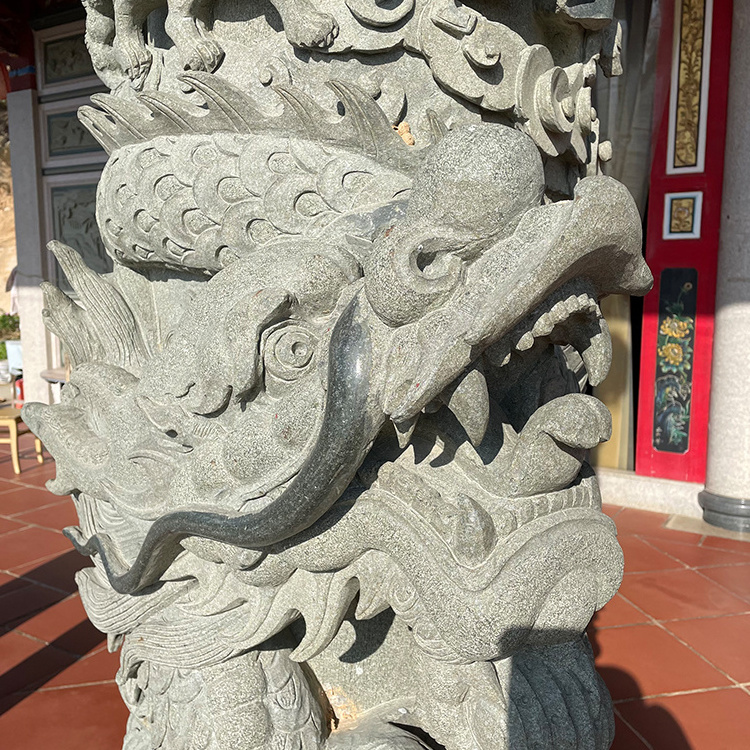 Large Animal Carving Statue Stone Dragon Pillar Column Wears Away the Stone Dragon Statue for Temple Gate Decoration