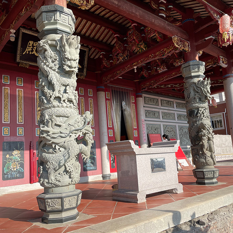 Large Animal Carving Statue Stone Dragon Pillar Column Wears Away the Stone Dragon Statue for Temple Gate Decoration