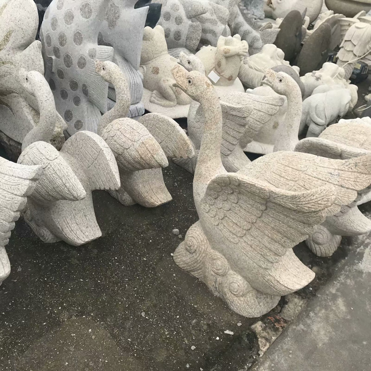 Hot Sell Garden Outdoor Decoration Ornaments Large Stone Animal Carving Swan Water Fountain Duck Figurine Goose Statue For Sale