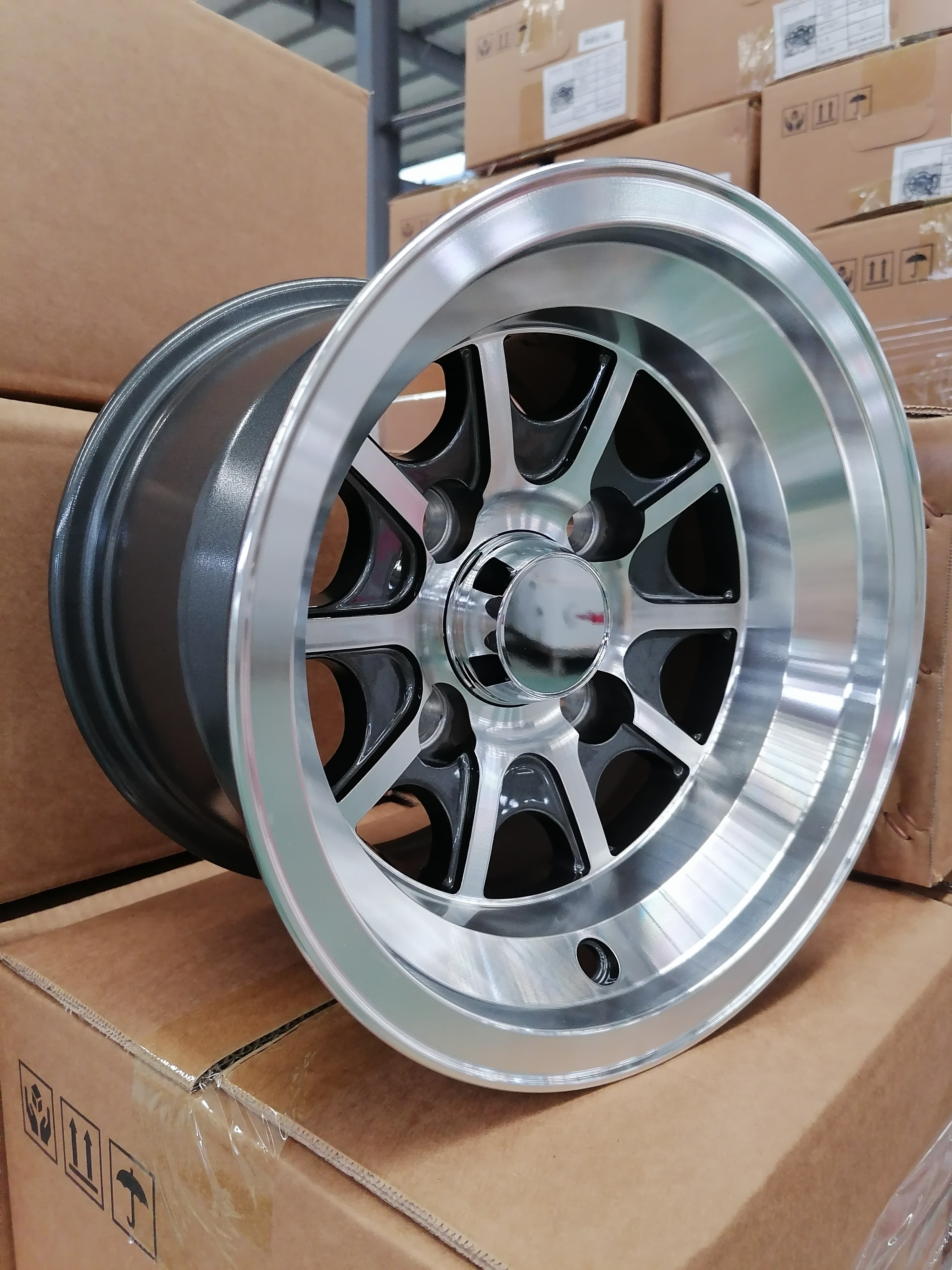 4 Hole Passenger Car Wheels 10 12 Inch Rims 10x7 12x7 PCD MB Bright Mag Wheels Made in China Aros Para Rines De Autos 1 Years