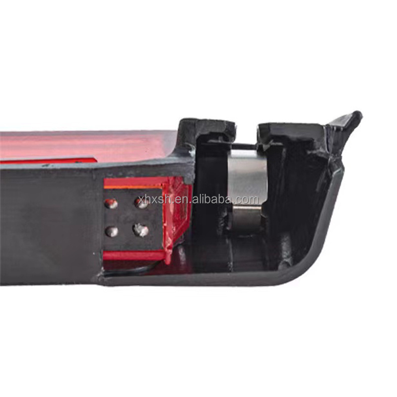 Tail High Mount Brake Stop Light Center High Mount Stop Light 8K5945097 8KD945097 Fits for AUDI A4