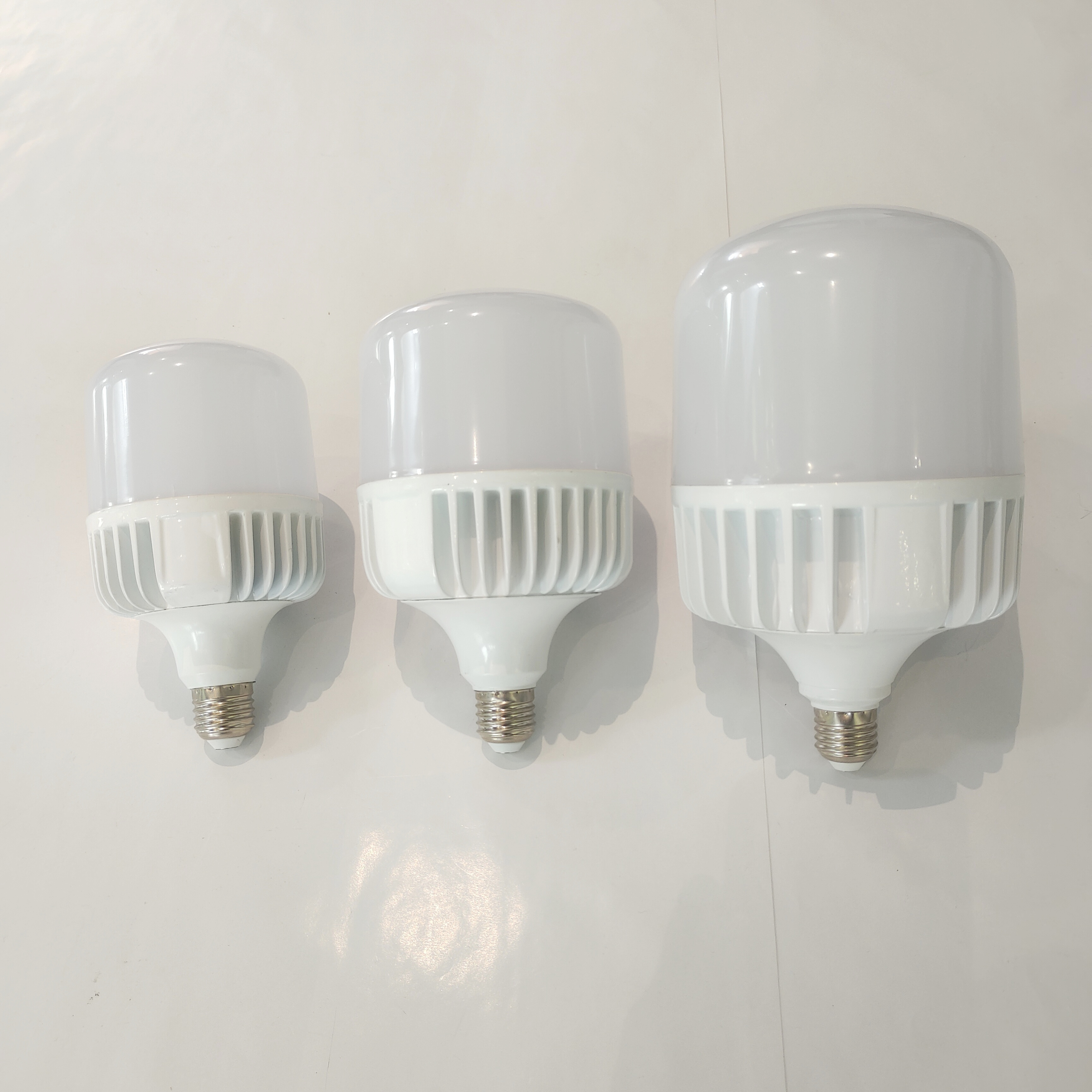 20w 30w 40w 50w 60w 2023 Factory Hot Sale  LED T Bulb