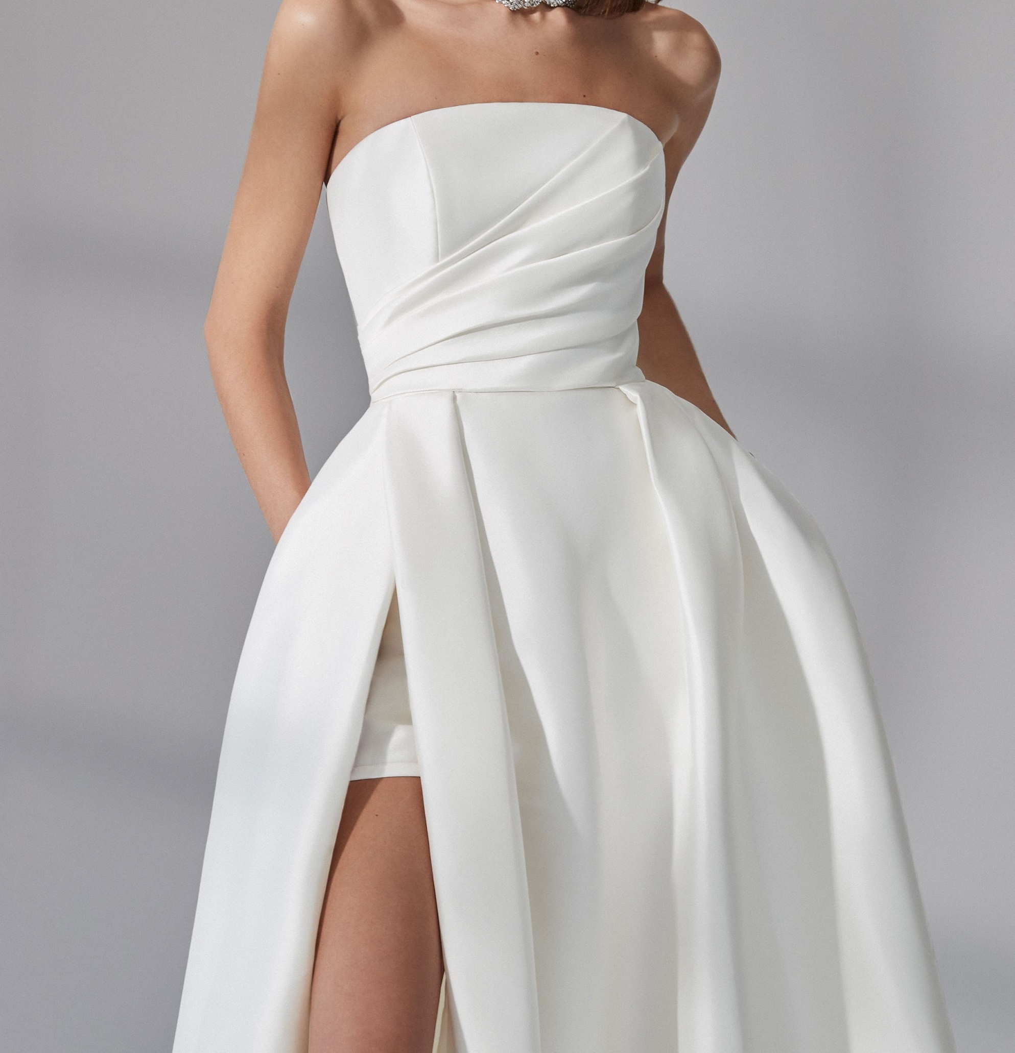 Wedding Dresses Simple Strapless Strech Mikado Gown With Asymmetric Pleating And Slit Backless Wedding Dresses For Women