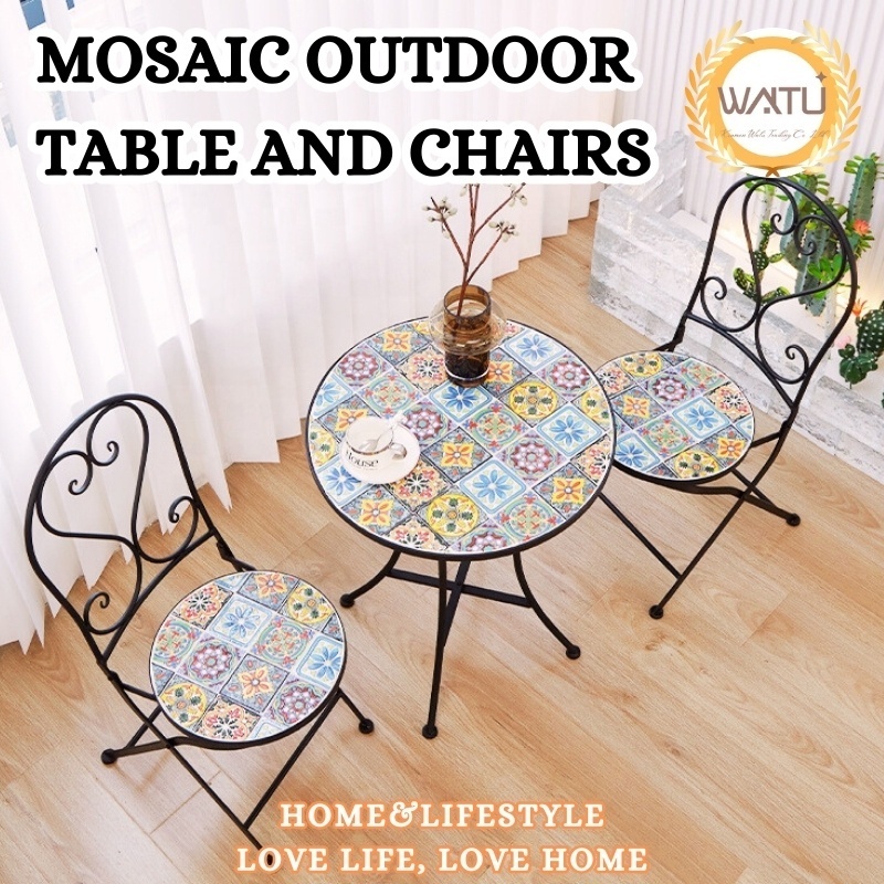 Deluxe Outdoor Table and Chair Sets with Bistro Chairs for Balcony Elegance