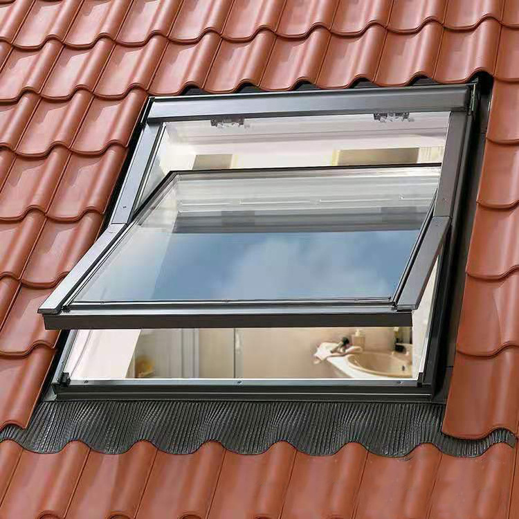 China made good price electric auto roof window skylight design