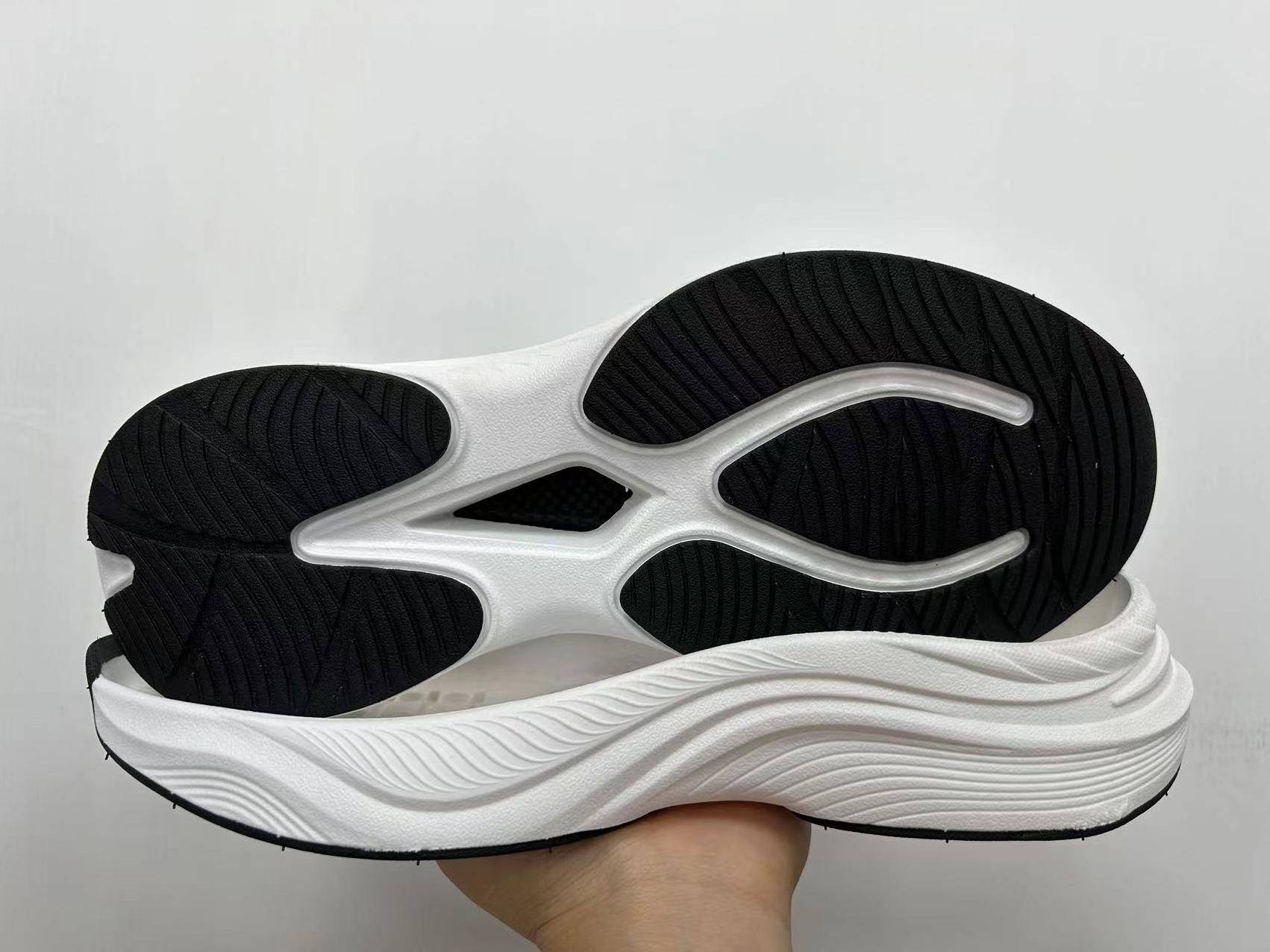 Custom Logo Rubber Flat Casual Shoe Soles OEM Sneaker Outsole Recycled Outsole Rubber Soles For Shoe Making