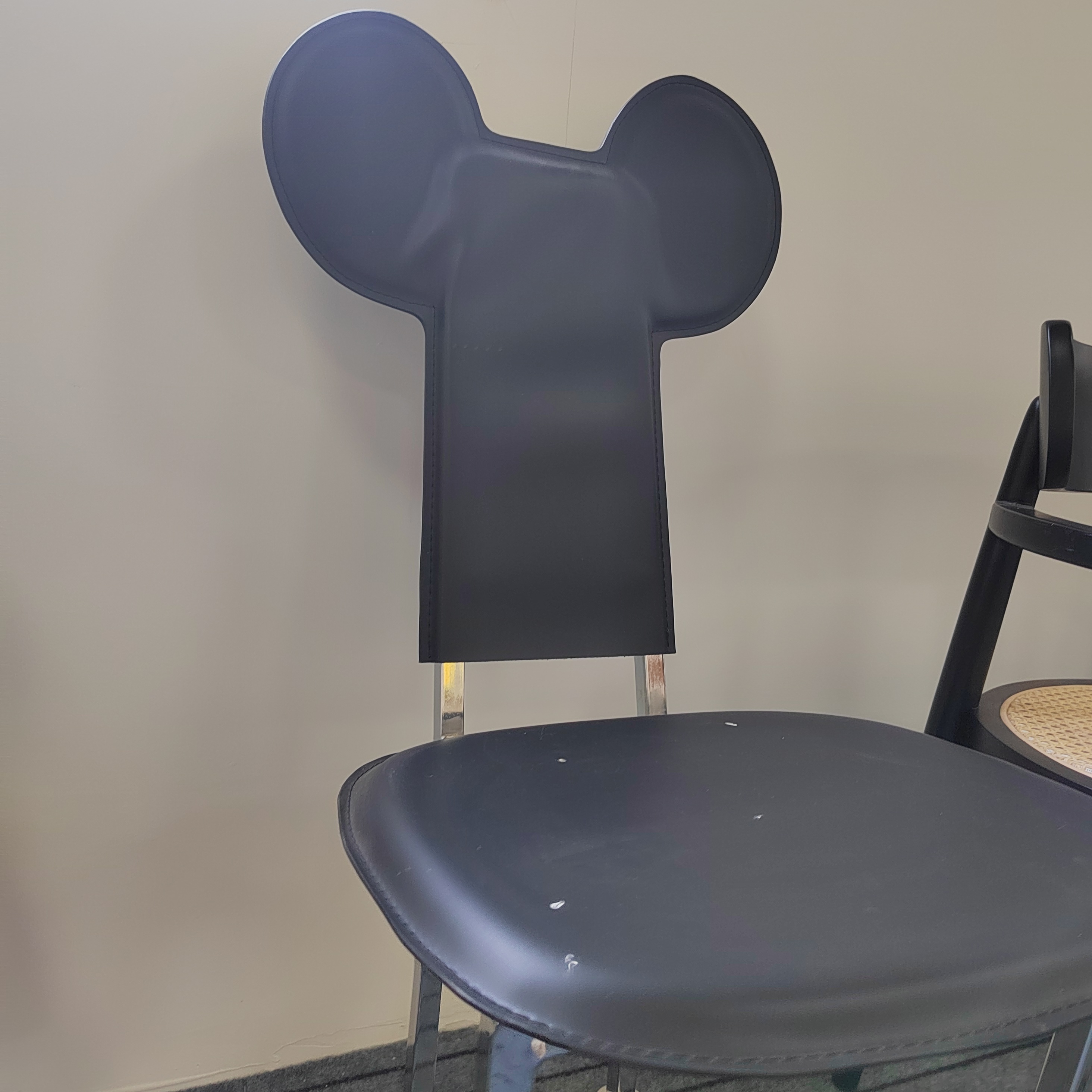 Modern Cute Mickey Leather Chair for Dining or Living Room Home Furniture