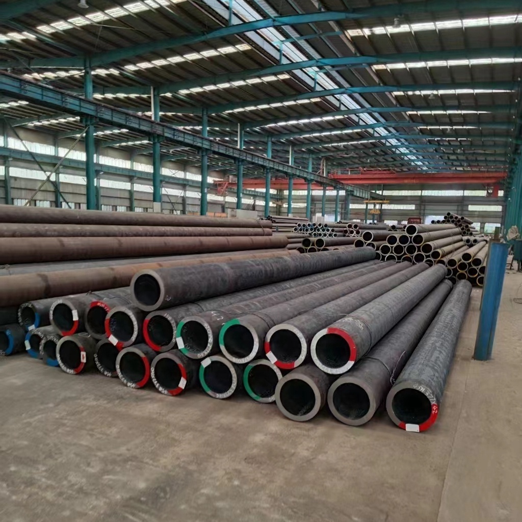 High Precision SA106 SA333 SA53 ASTM A235 Low Carbon Seamless Steel Pipes 6m Length Bending Cutting Services Chemical