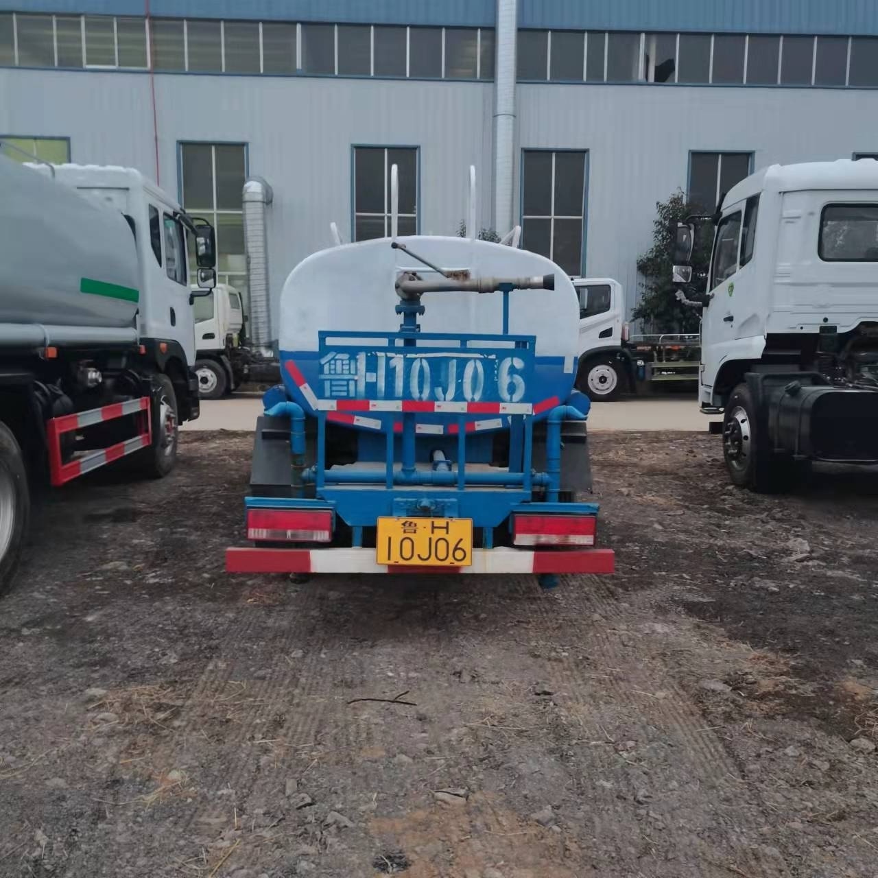 Dongfeng Dolica second-hand price cheap water truck