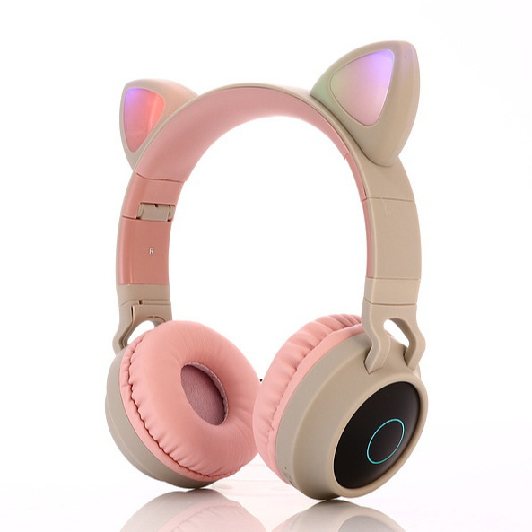 Luminous Cat Ears Over-the-Ear Wireless Headphones Over-the-Ear Bass Gaming Wireless Headphones