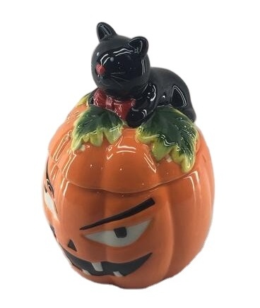 Wholesale Latest design ceramic halloween pumpkin Skull Cookie jar for holiday decoration