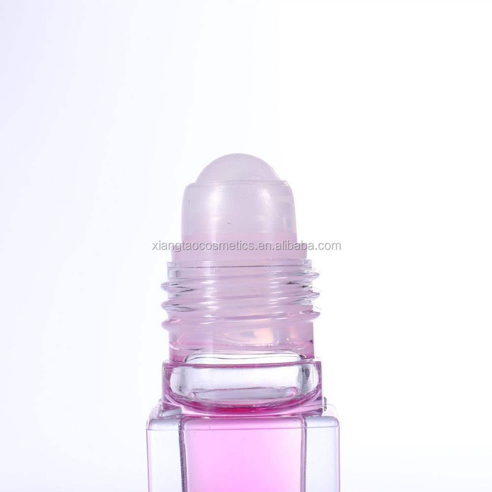 Customized no logo gel lip gloss labels clear lip gloss vendor OEM/ODM lip oil