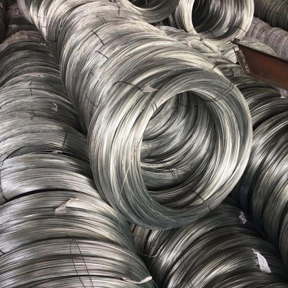 Chinese Factory Top Quality Bwg 20 21 22 Galvanized Iron Wire for Industrial Nails Hanging Calendar Coils