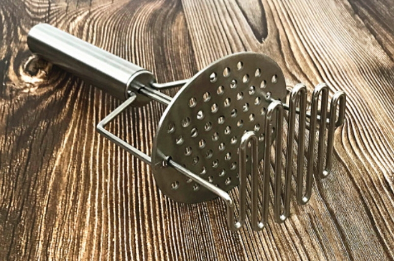 Kitchen supplies stainless steel manual potato press, mashed masher, baby food aid tool Double-layer  Wavy Pressure Ricer Fruit