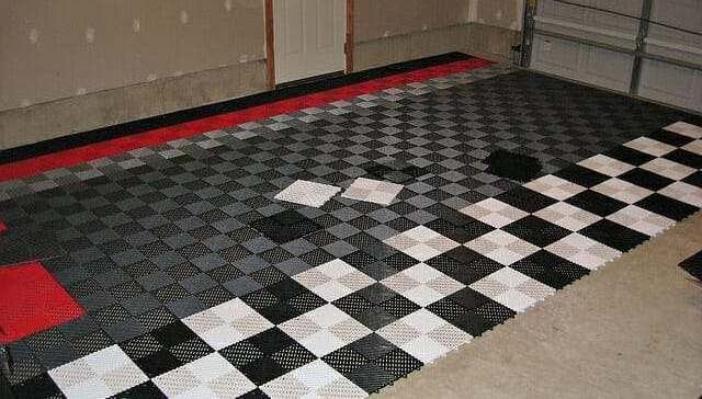 Modular diamond garage flooring for outdoor and indoor garage floor protection