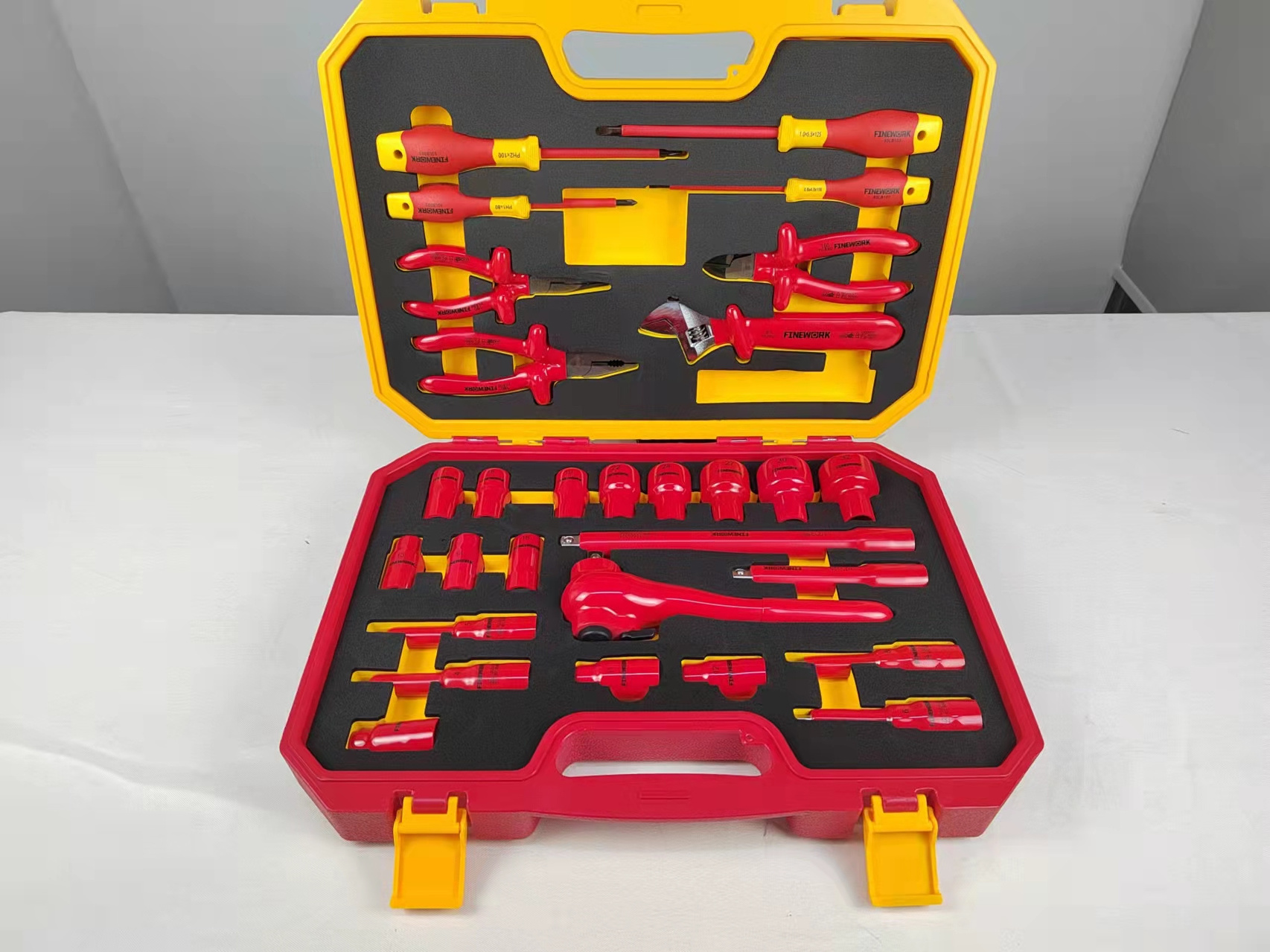 FINEWORK 99LB003 29PCS 1000V VDE Insulated Hand Tool Box Set