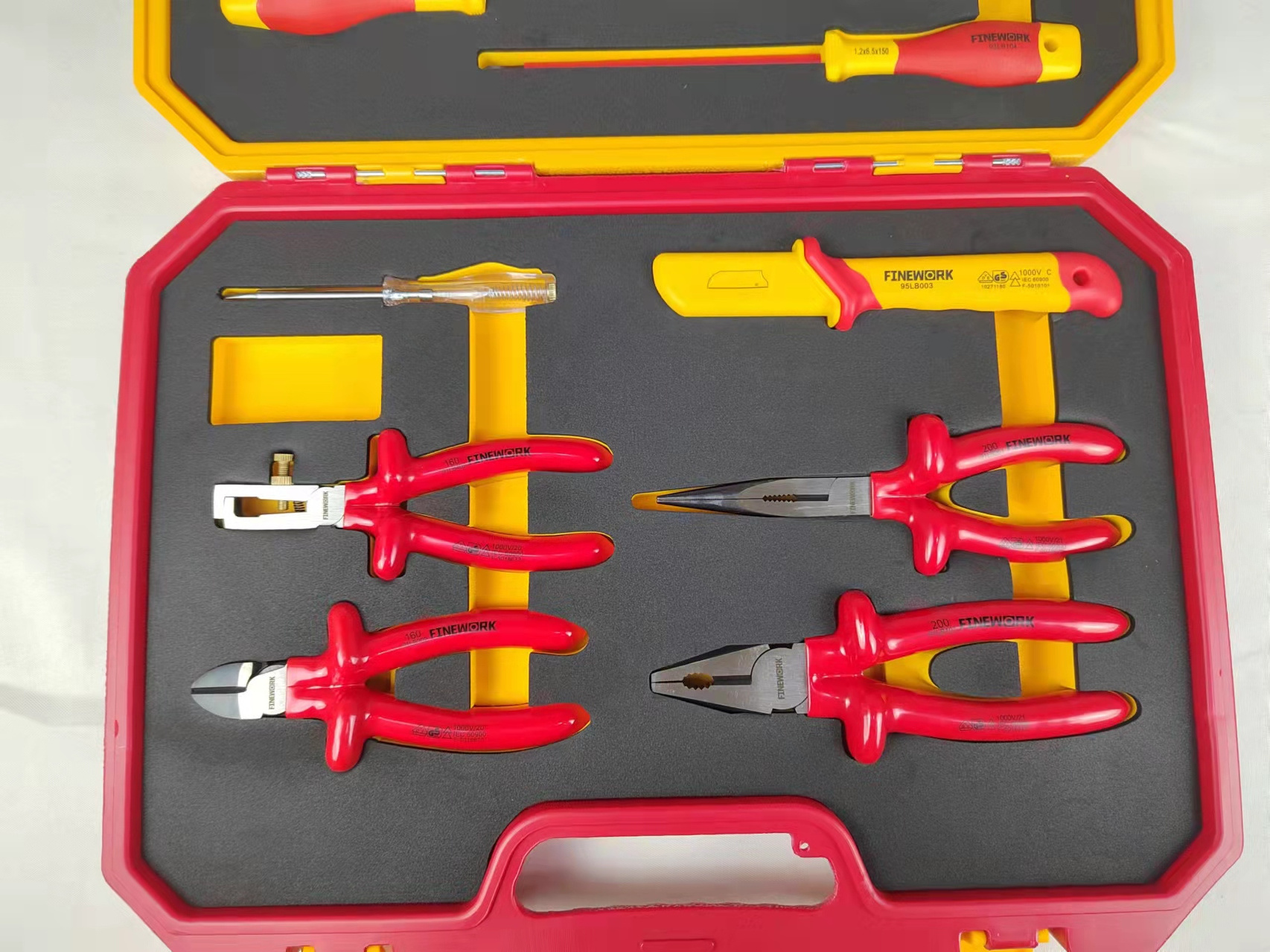 99LB001 Finework 15PCS Pliers Screwdrivers 1000V Hand Insulated Vde Tools Set