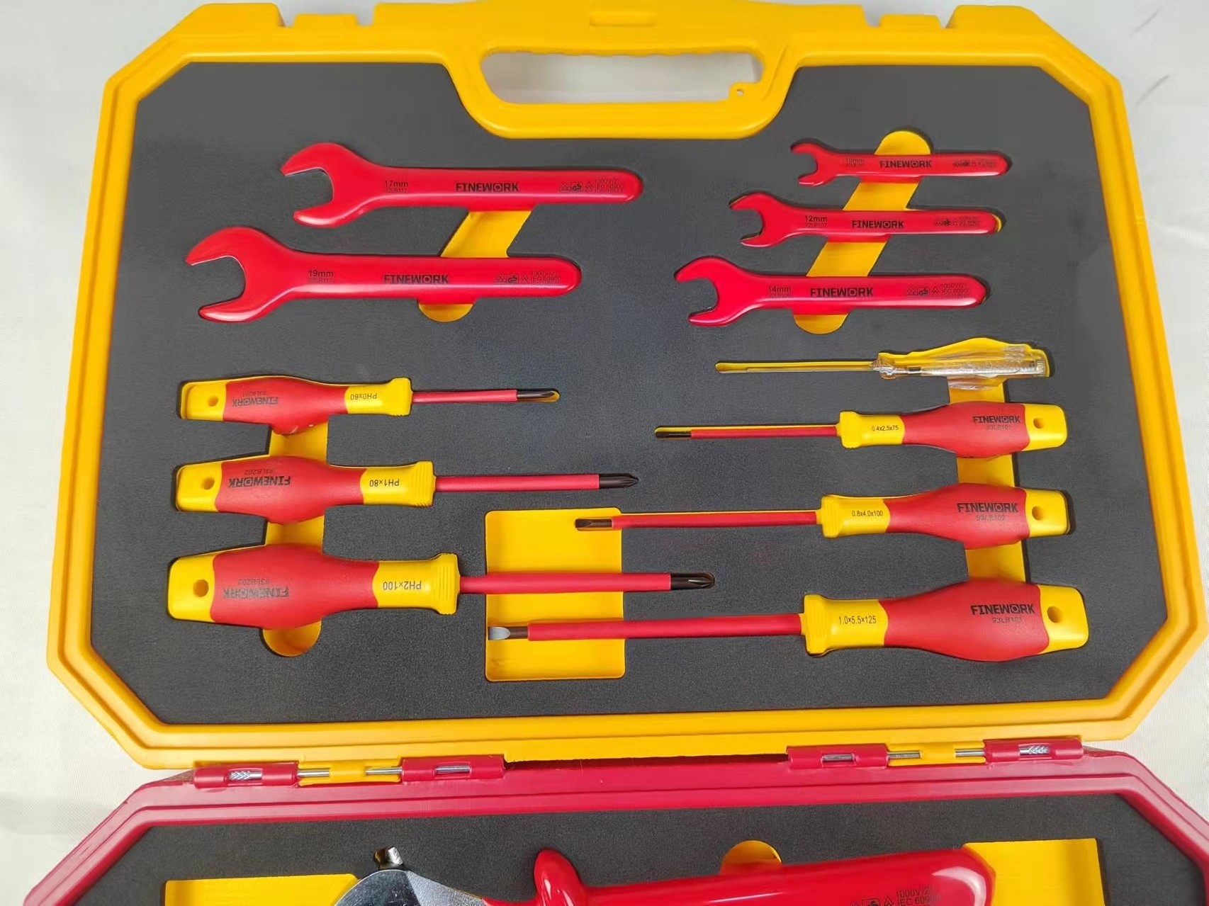 99LB004 Professional Electrician Finework Mechanic 1000V Hand 18PCS VDE Insulated Tool Set