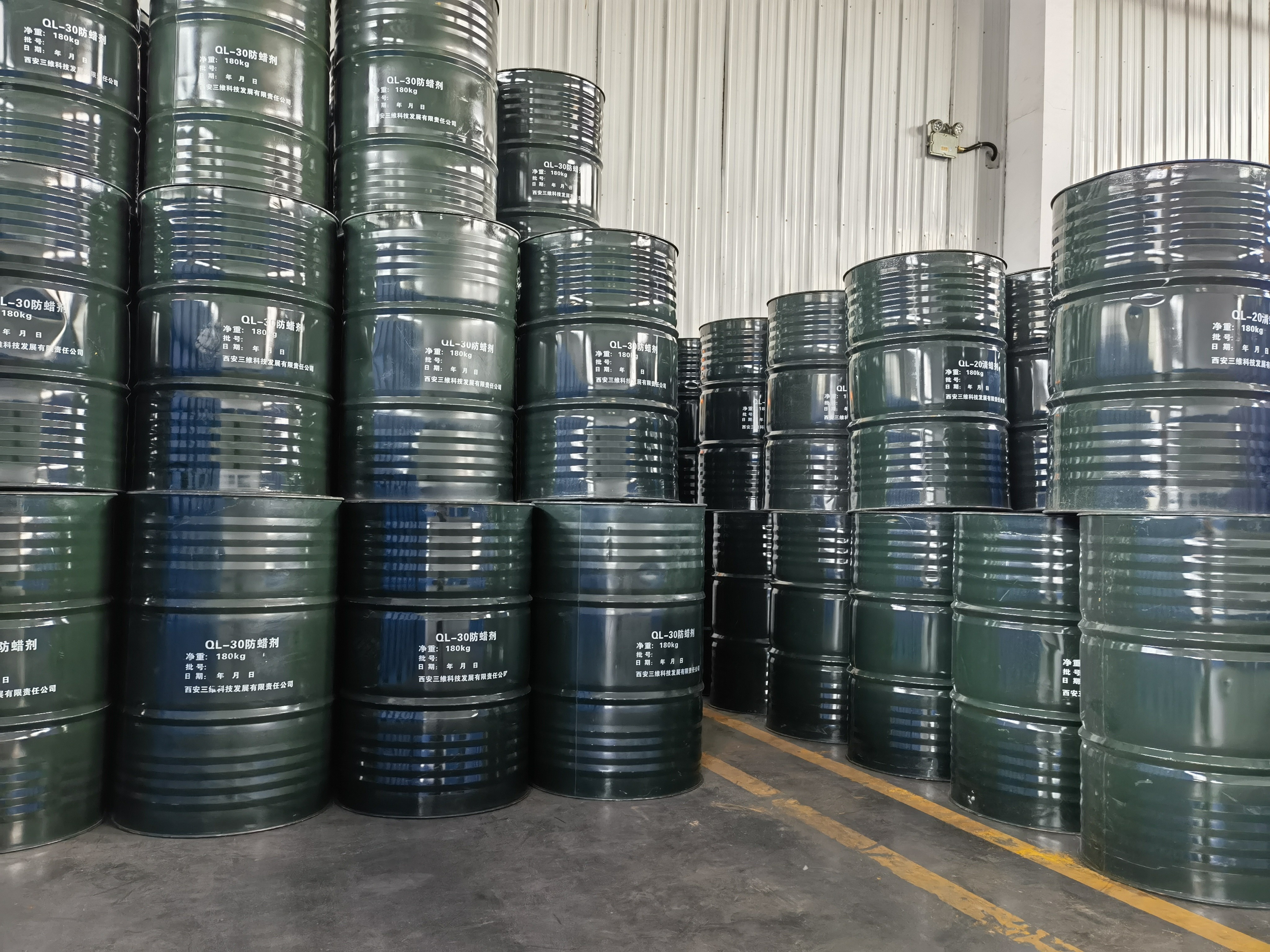 Crude Oil Wax Inhibitor/paraffin Removal Agent/Paraffin inhibitor To Improve Oil And Gas Pipeline Transport Capacity