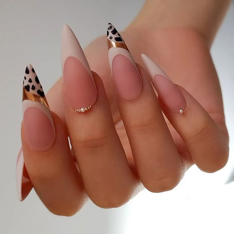 Luxury mid Europe handmade leopard print stiletto women holiday private label press on nails custom women nails