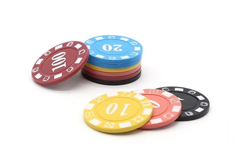 Wholesale custom numbered 4g 25pcs 5 color plastic poker chips